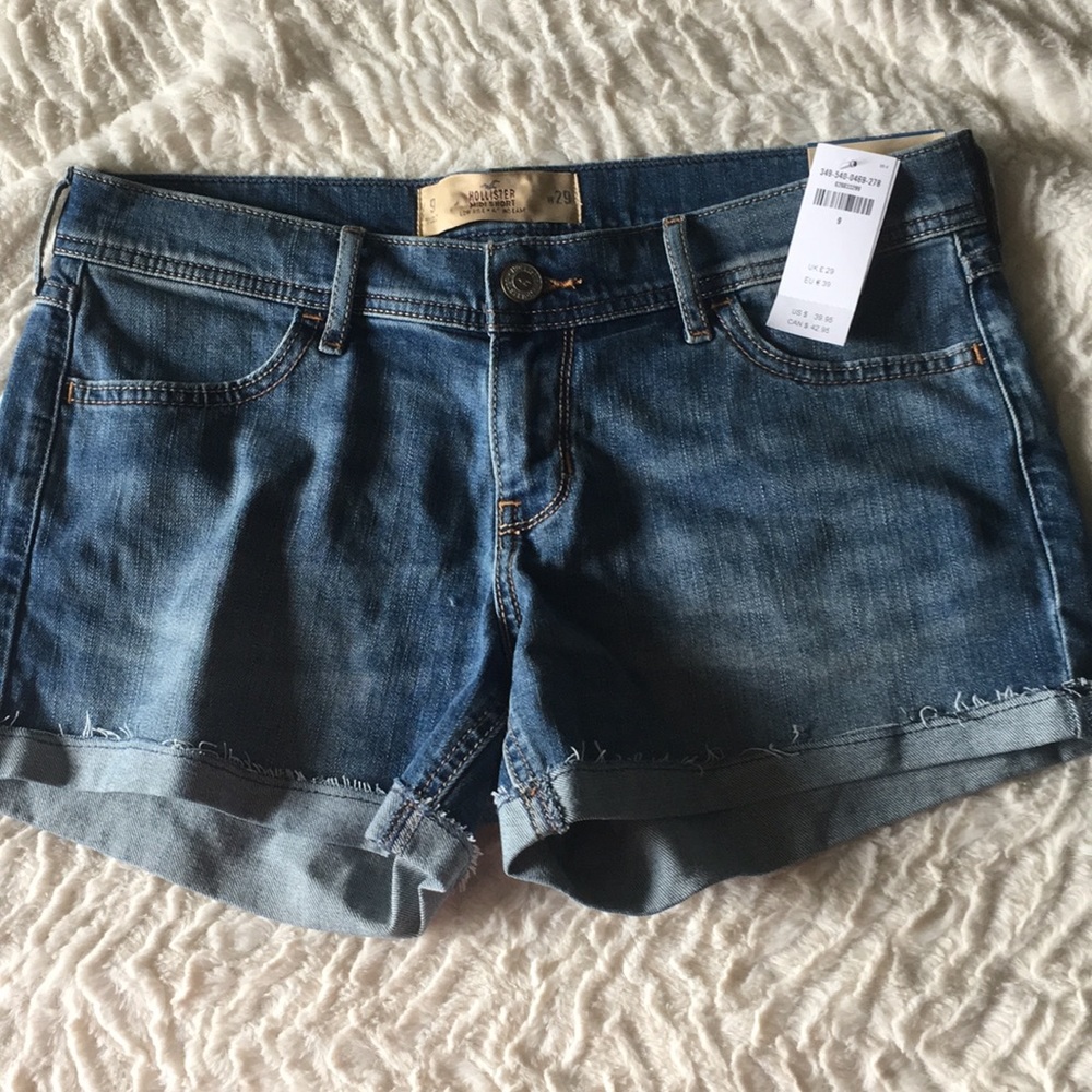 Hollister Midi Short